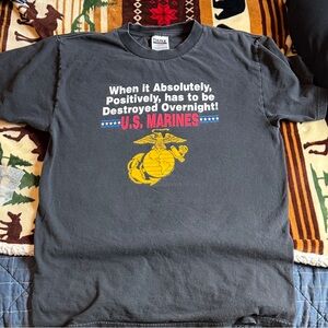 1999 U.S. Marines Graphic T-Shirt Size Large – Vintage Military Tee